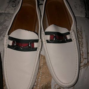 Gucci authentic unisex loafers with free hat hat it’s not authentic